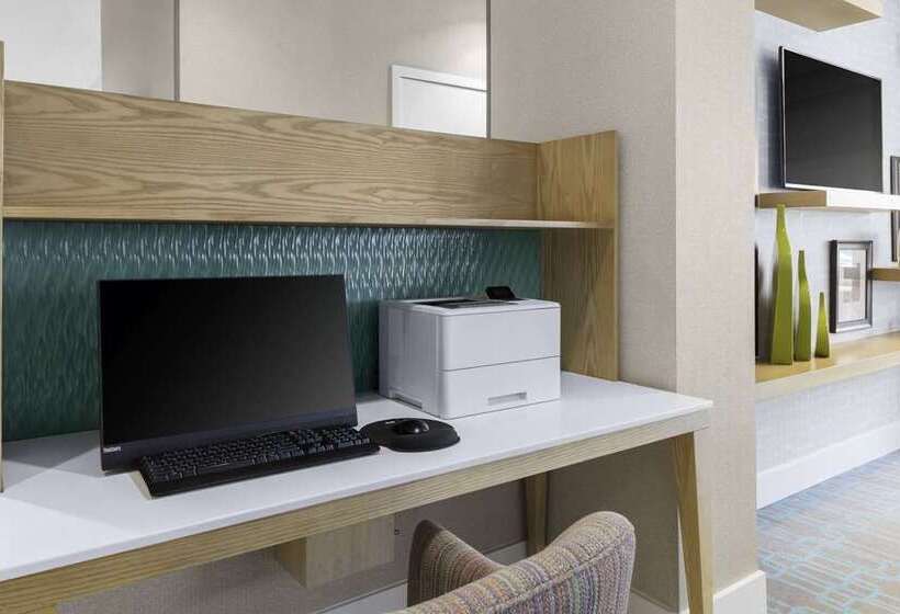 هتل Continental Miami Beach, Tapestry Collection By Hilton