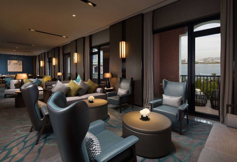 호텔 Doubletree By Hilton Qingdao Oriental Movie Metropolis