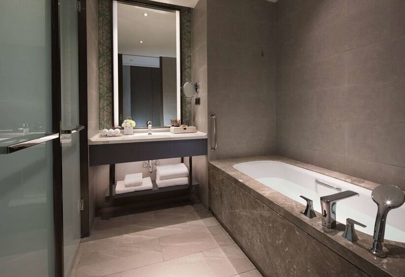 호텔 Doubletree By Hilton Qingdao Oriental Movie Metropolis