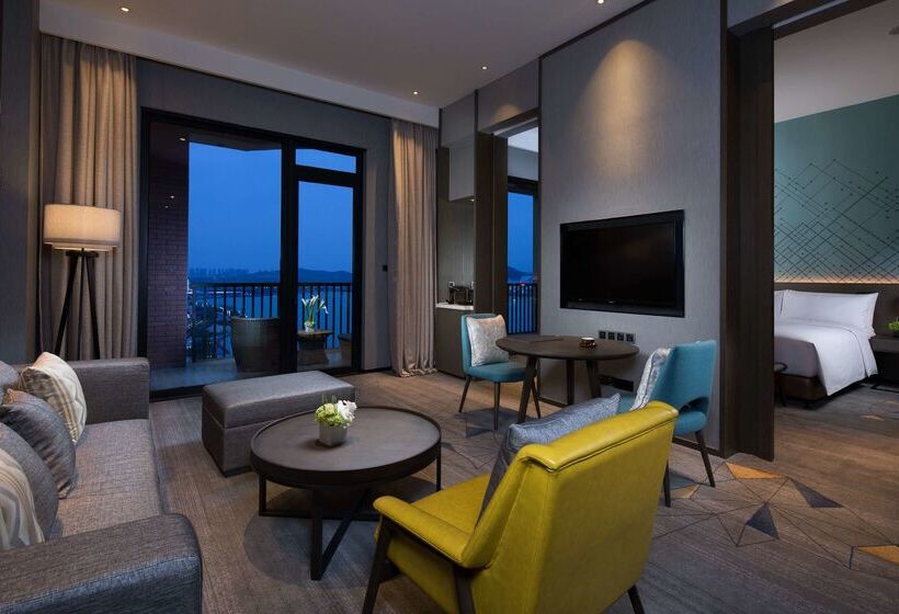 호텔 Doubletree By Hilton Qingdao Oriental Movie Metropolis