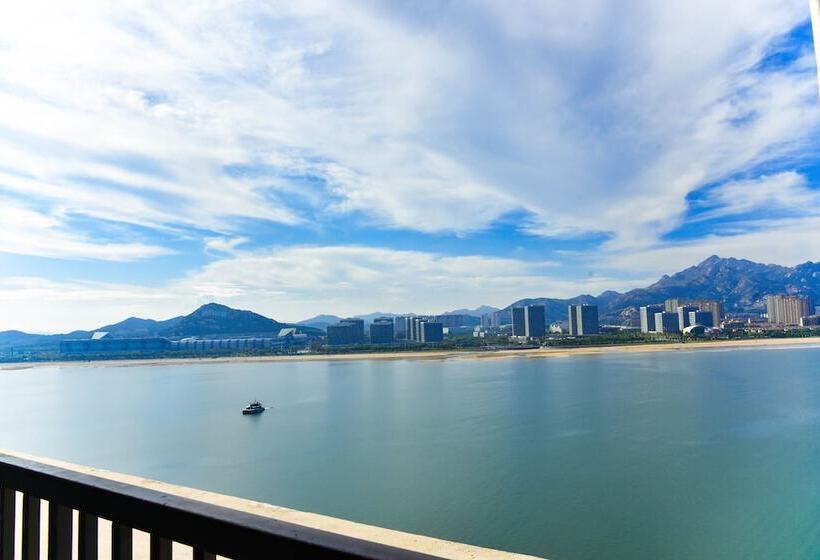 호텔 Doubletree By Hilton Qingdao Oriental Movie Metropolis