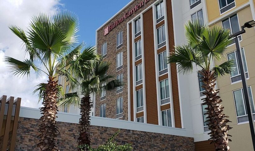 Отель Hilton Garden Inn Tampa Wesley Chapel, Fl