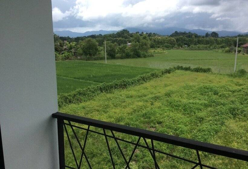 هتل Na Na Doo Homestay