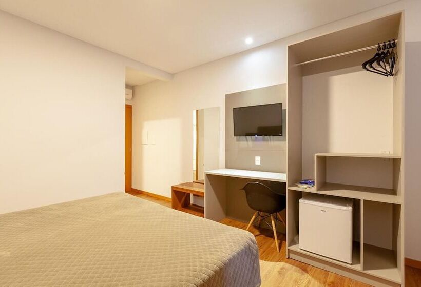 Tri Hotel São João Batista