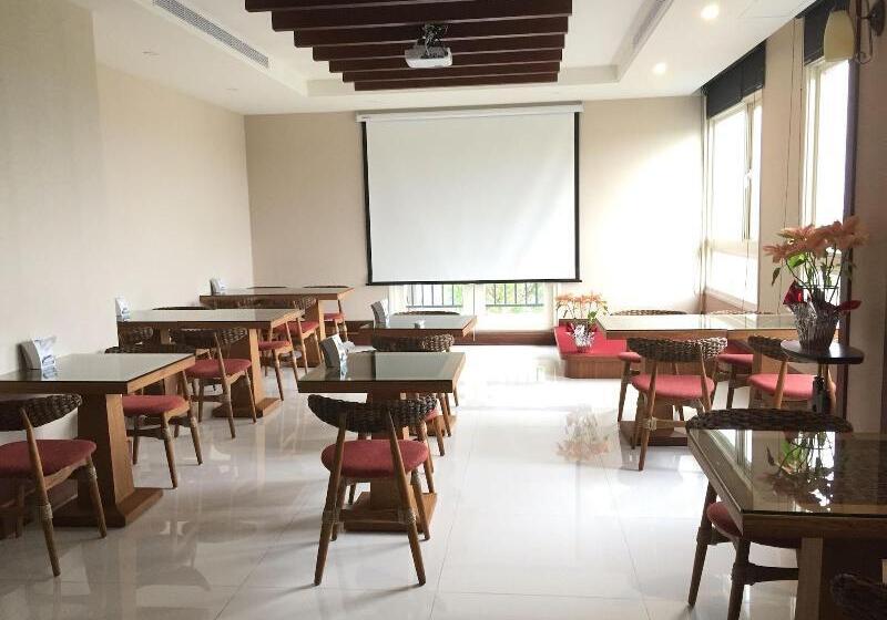 تختخواب و صبحانه Ting Feng Cottage