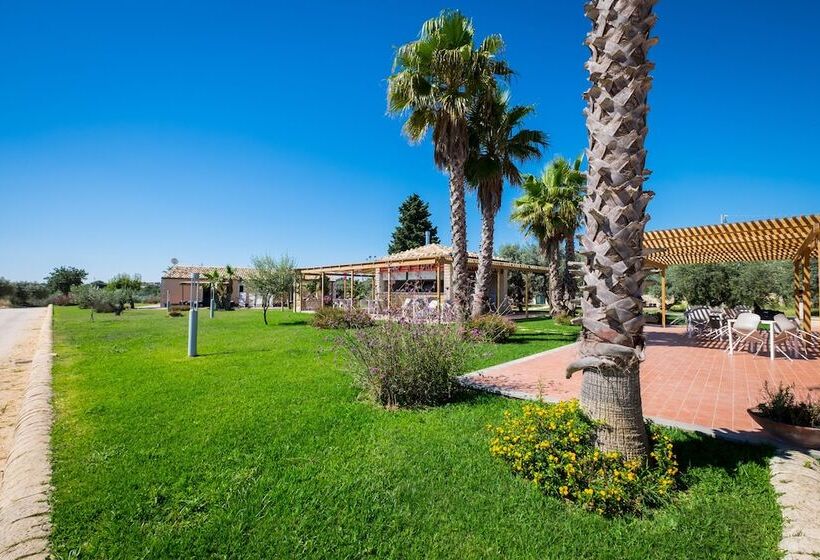 هتل Domus Hyblaea Resort