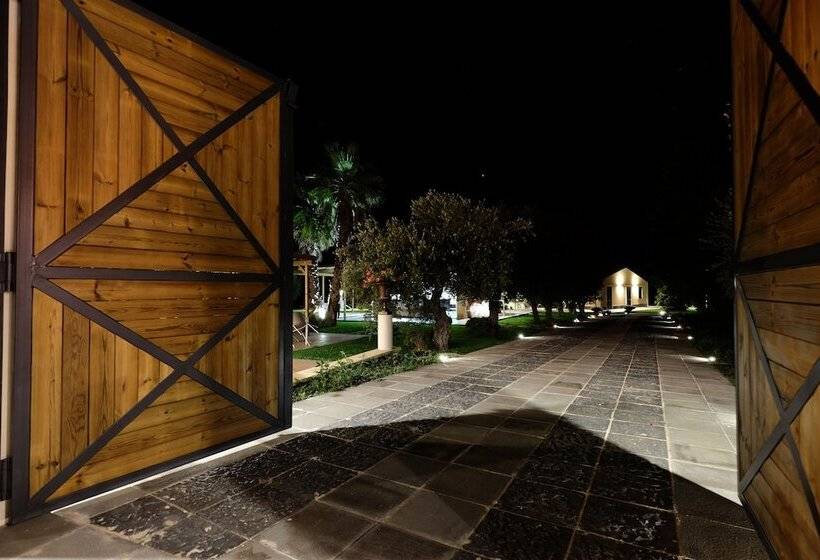 هتل Domus Hyblaea Resort