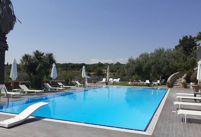 هتل Domus Hyblaea Resort