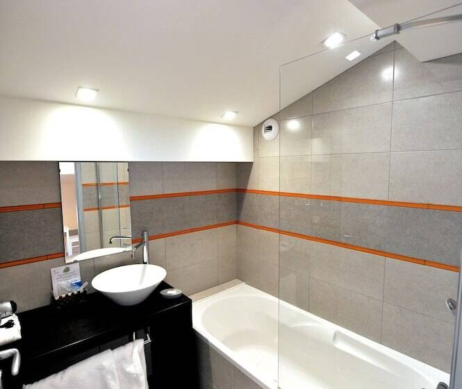 فندق Logis  Hôtel Spa Restaurant L Epicurial
