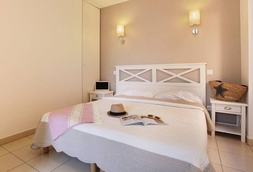 בית מלון כפרי Residence Odalys Le Mas Des Flamants