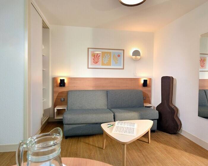 هتل Residence Resideal Antibes