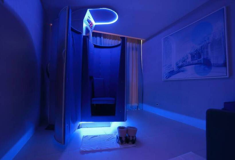 هتل The View Bouznika