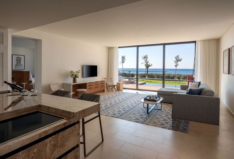 هتل Amara  Sea Your Only View™