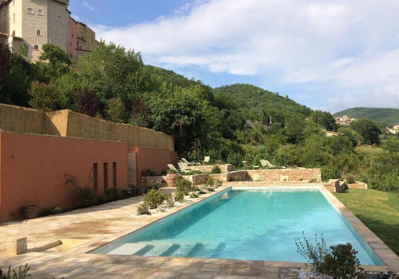 호텔 Castello Di Postignano Relais