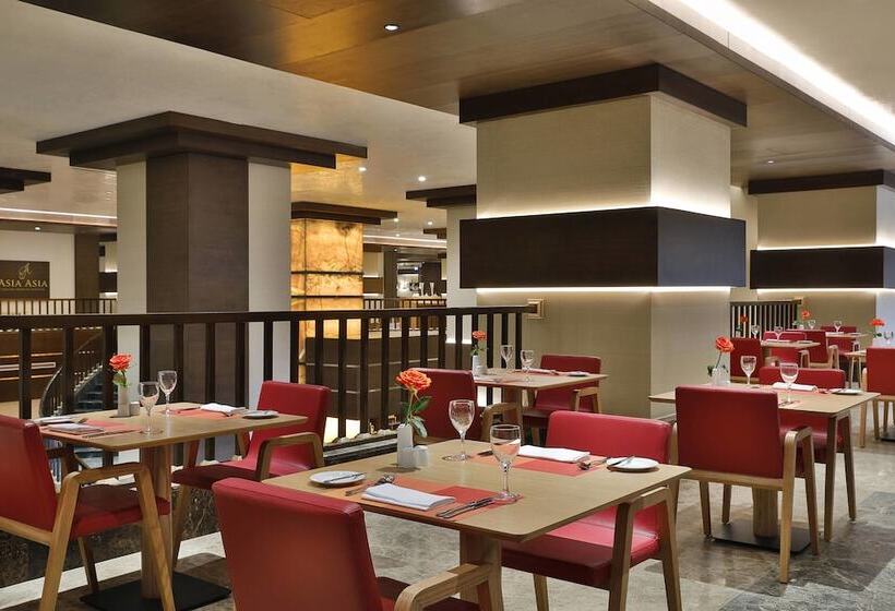 هتل Four Points By Sheraton Makkah Al Naseem