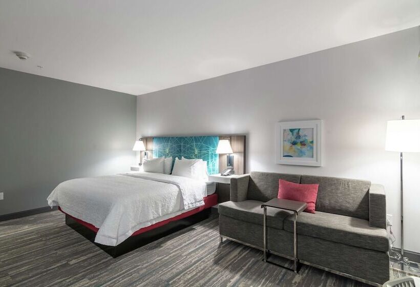هتل Hampton Inn & Suites Dallas East