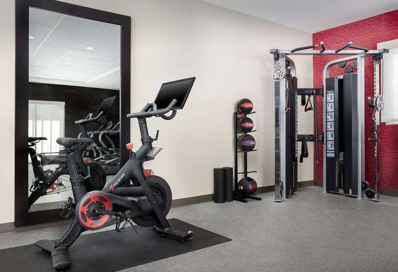 فندق Home2 Suites By Hilton Clermont