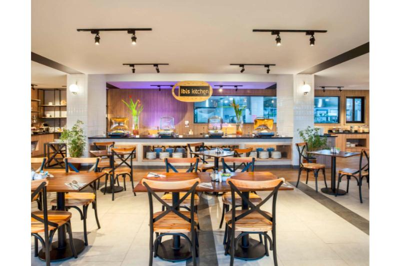 هتل Ibis Pontianak City Center