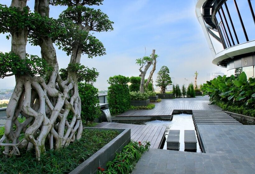 هتل Jhl Solitaire Gading Serpong