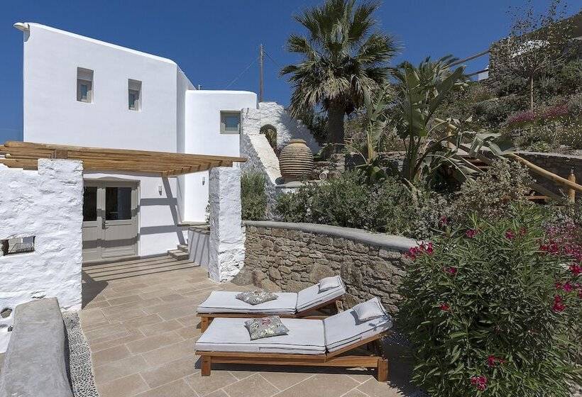 هتل Legacy Suites