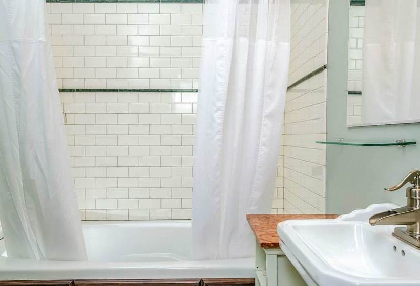 Napa Valley, Ascend Hotel Collection