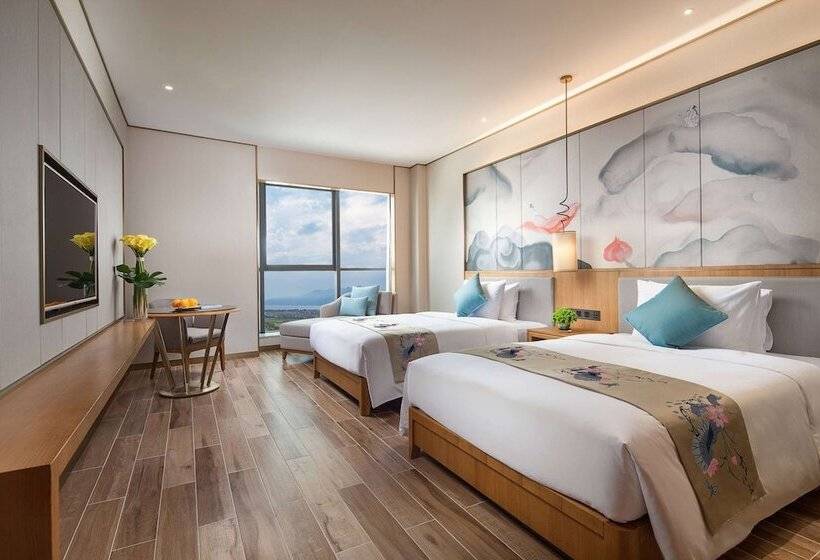 هتل Ramada Plaza Fuxian Lake