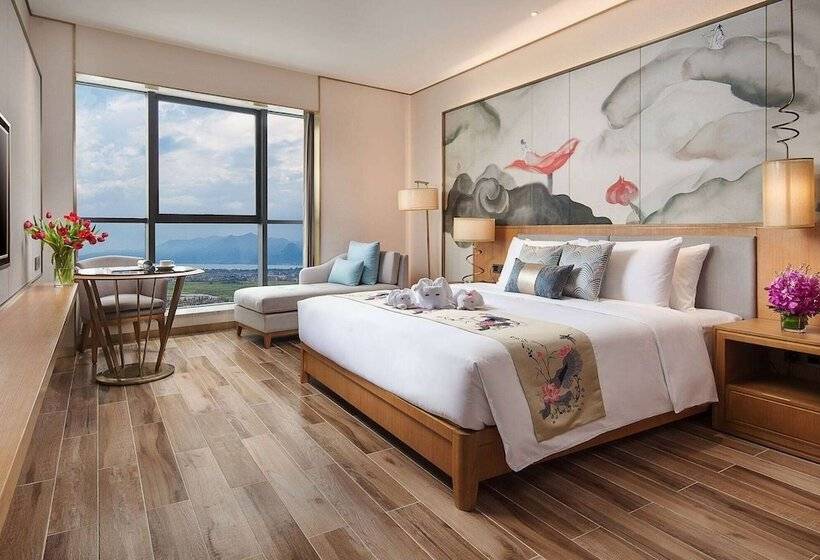 هتل Ramada Plaza Fuxian Lake