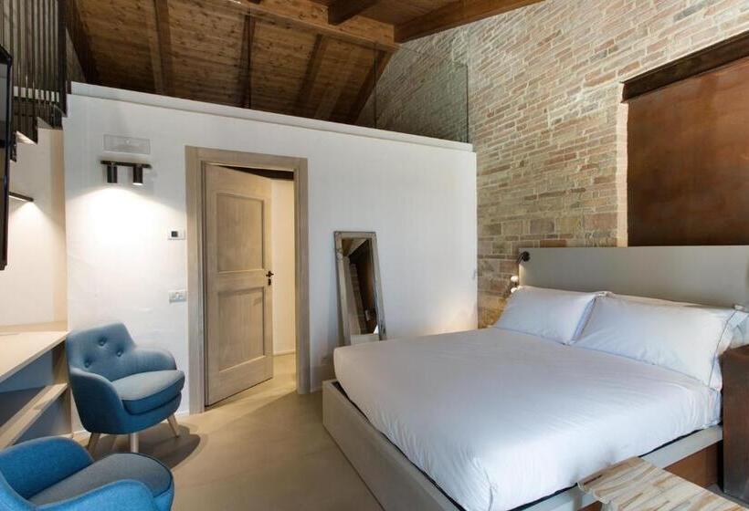 هتل Terra Di Gradara