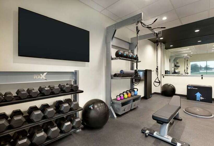 호텔 Tru By Hilton Houston Webster Nasa