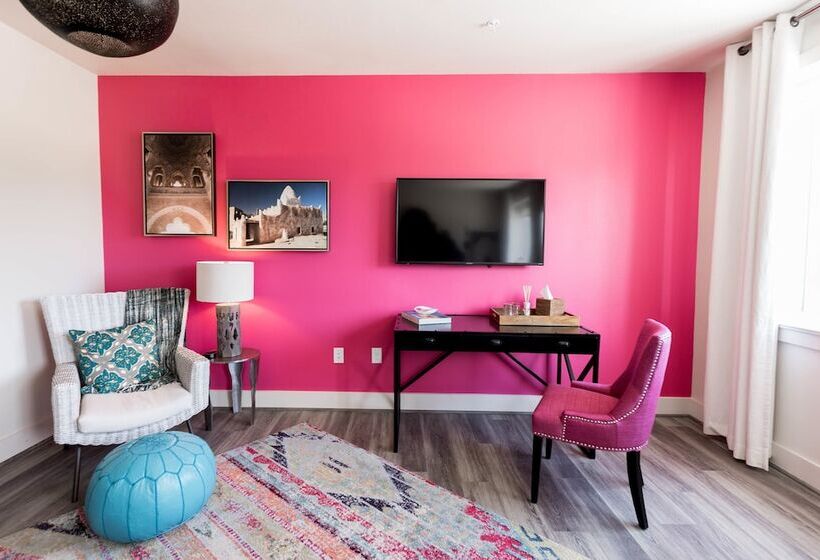 The Bishop Arts Hotel By Qresorts