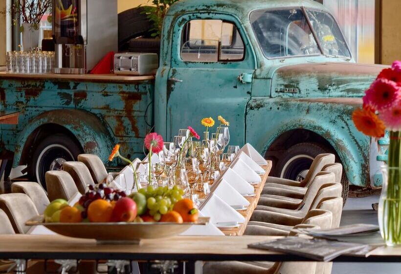 V8 Hotel Motorworld Region Stuttgart