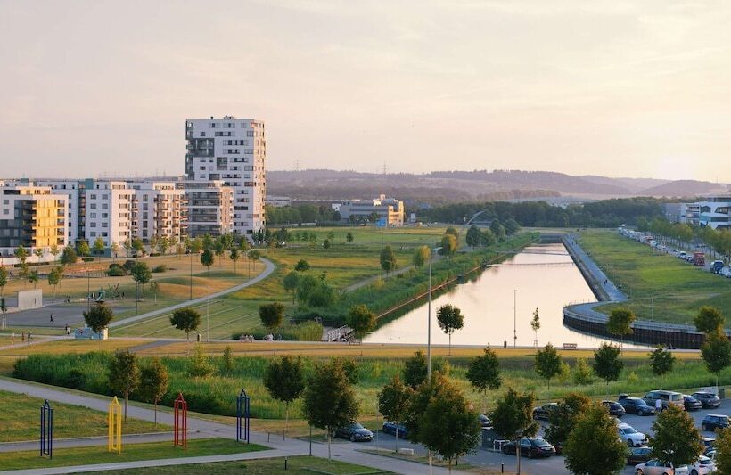 V8 Hotel Motorworld Region Stuttgart