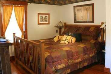 تختخواب و صبحانه Anniversary House