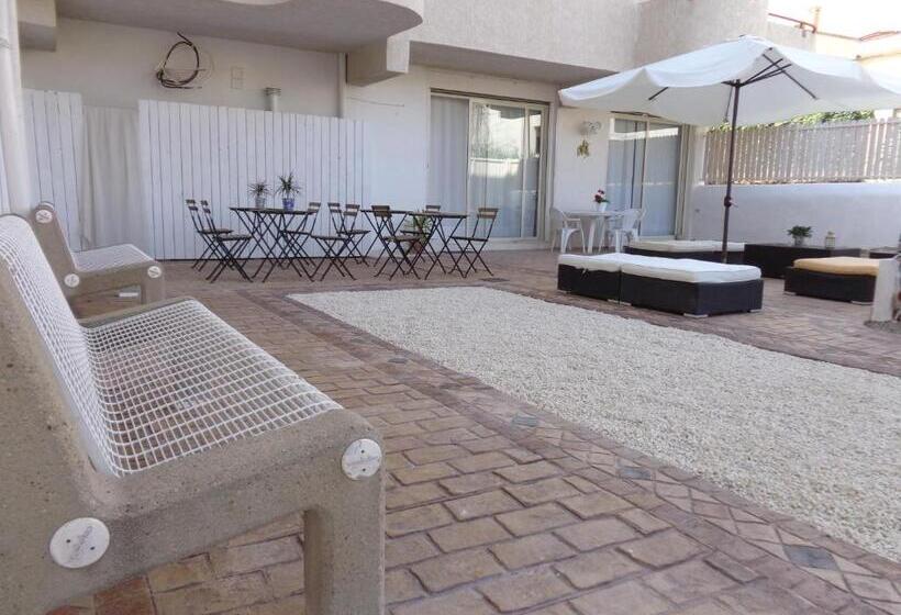 تختخواب و صبحانه Un Tuffo Alla Scala Dei Turchi