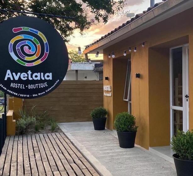 Отель Avetaia Suit