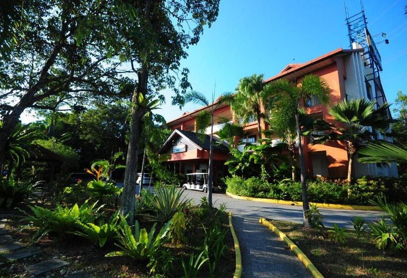 هتل Bukit Merah Laketown Resort
