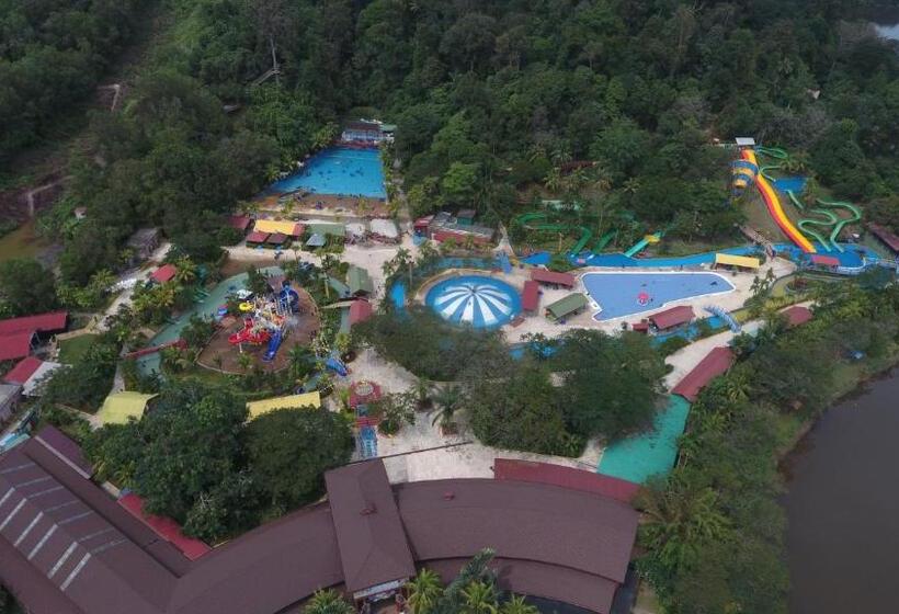 هتل Bukit Merah Laketown Resort