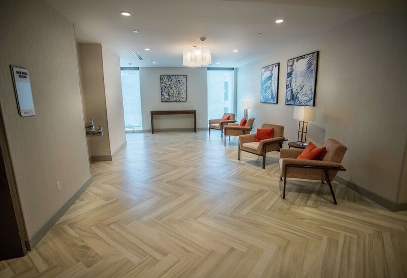 בית מלון כפרי Hilton Garden Inn West Palm Beach I95 Outlets