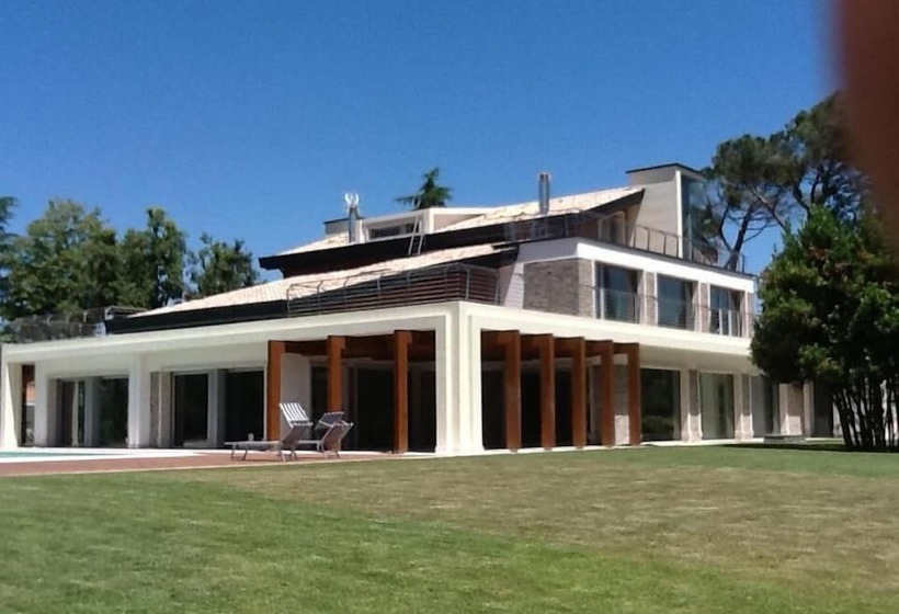 בית מלון כפרי Suite  Testani