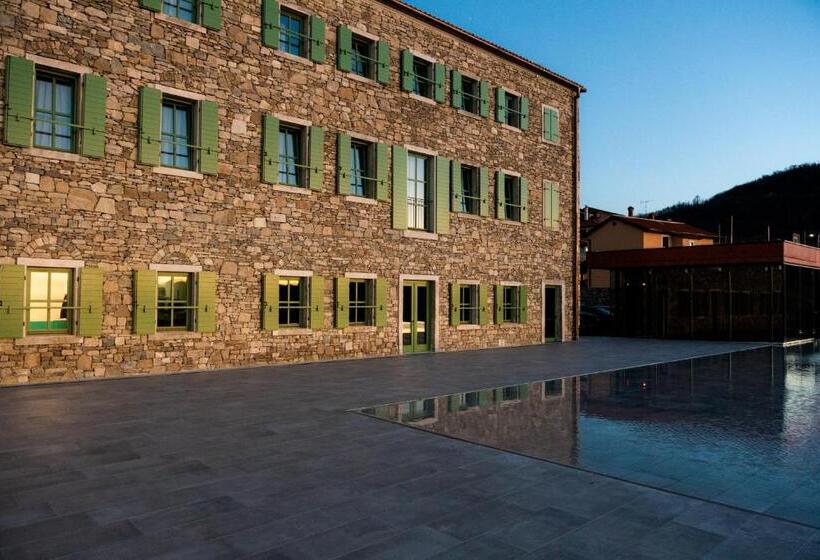 Winery & Design Hotel Roxanich