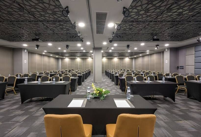 هتل Zenseana Resort & Spa   Sha Plus