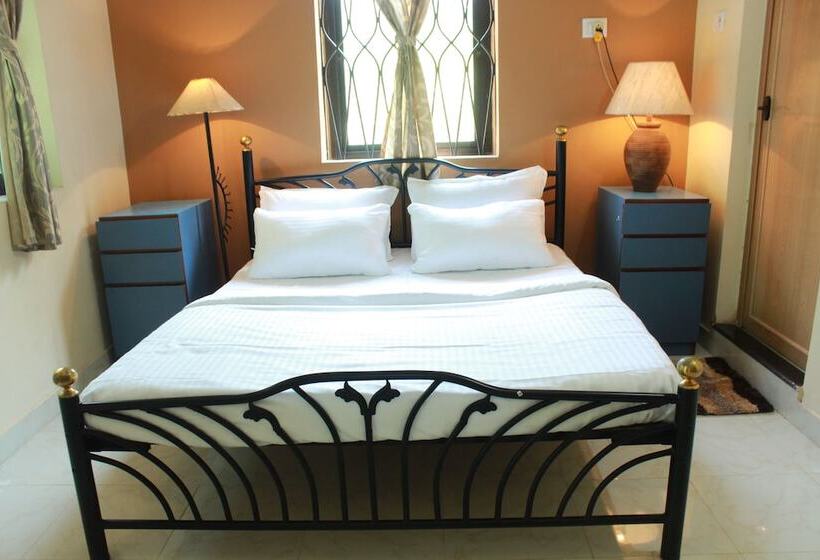 Pensjonat Oyo Home 9358 Designer 1bhk