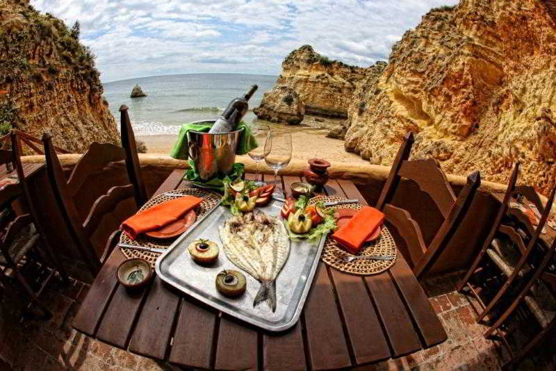 Prainha Village