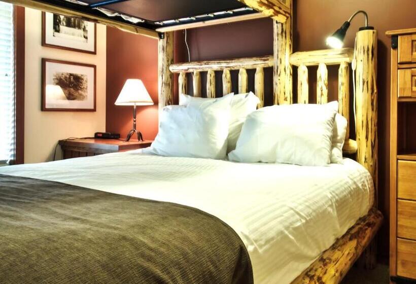אתר נופש Snow Creek Lodge By Fernie Lodging Co
