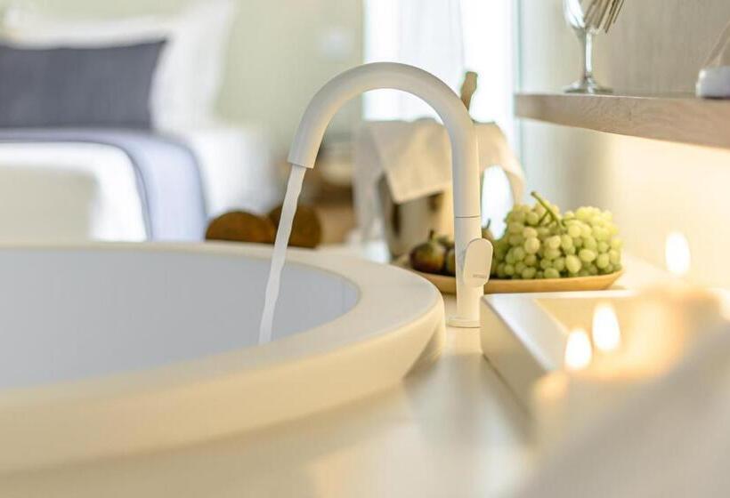 Antony Suites