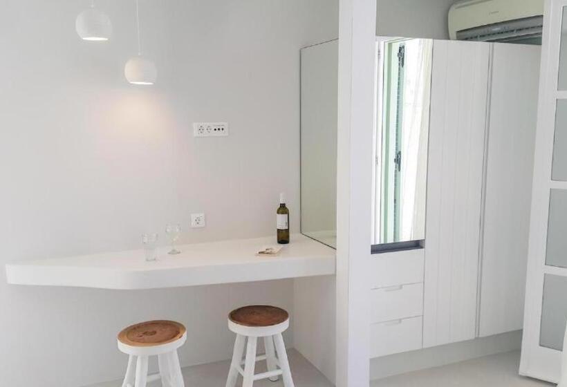 Antony Suites