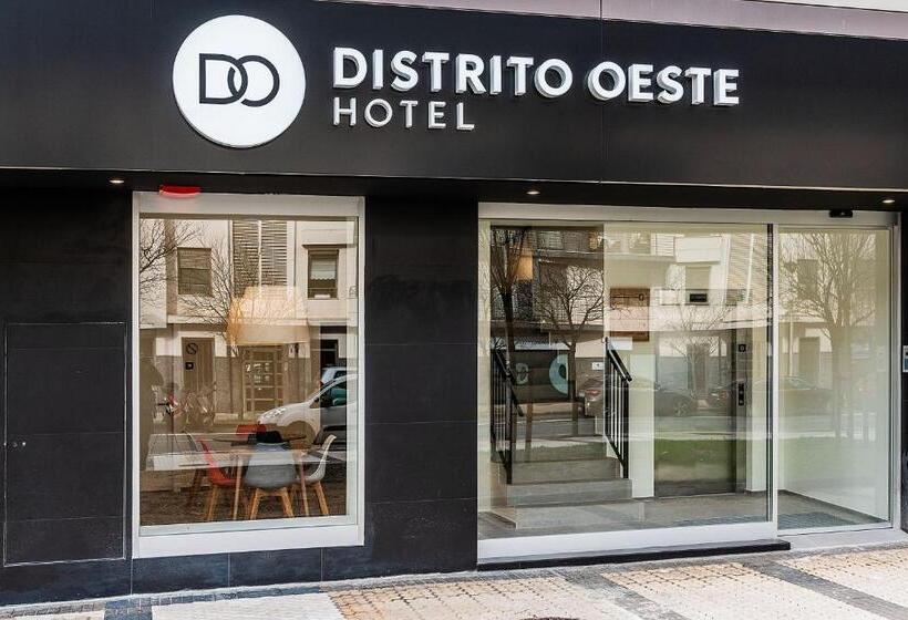 هتل Distrito Oeste
