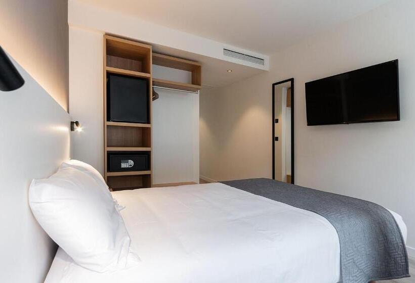 هتل Distrito Oeste