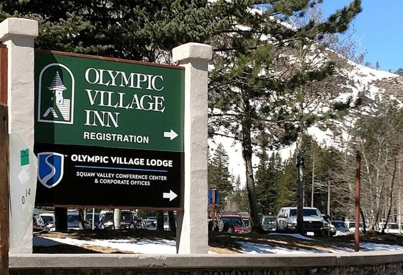 ホテル Getaways At Olympic Village Inn