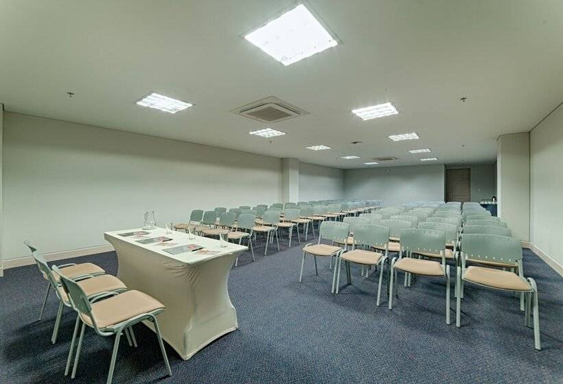 هتل Hilton Garden Inn Cali Ciudad Jardin